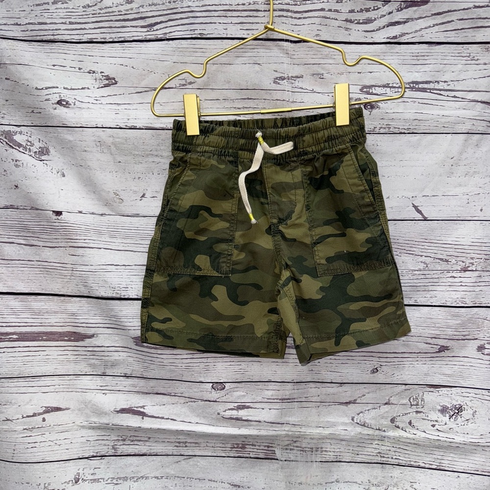 Gap Camouflage Shorts Size 3